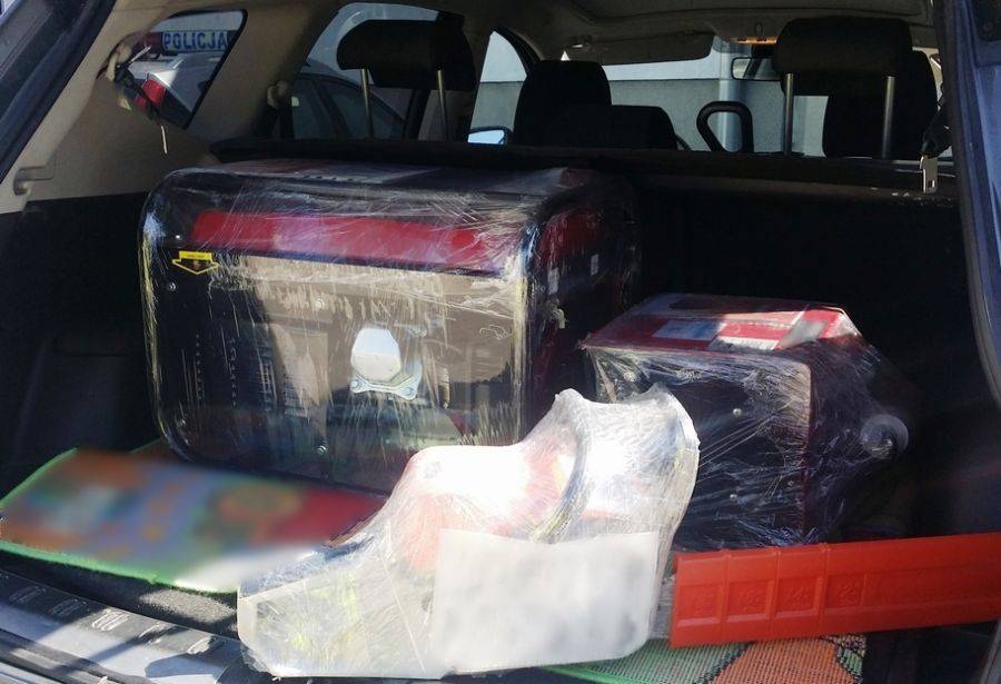 Sprzedawali podróbki – zatrzymali ich policjanci [FOTO]