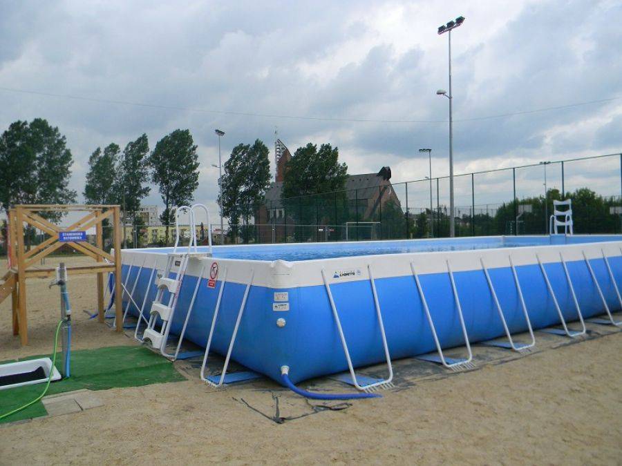 Plaża w środku miasta- basen już jest