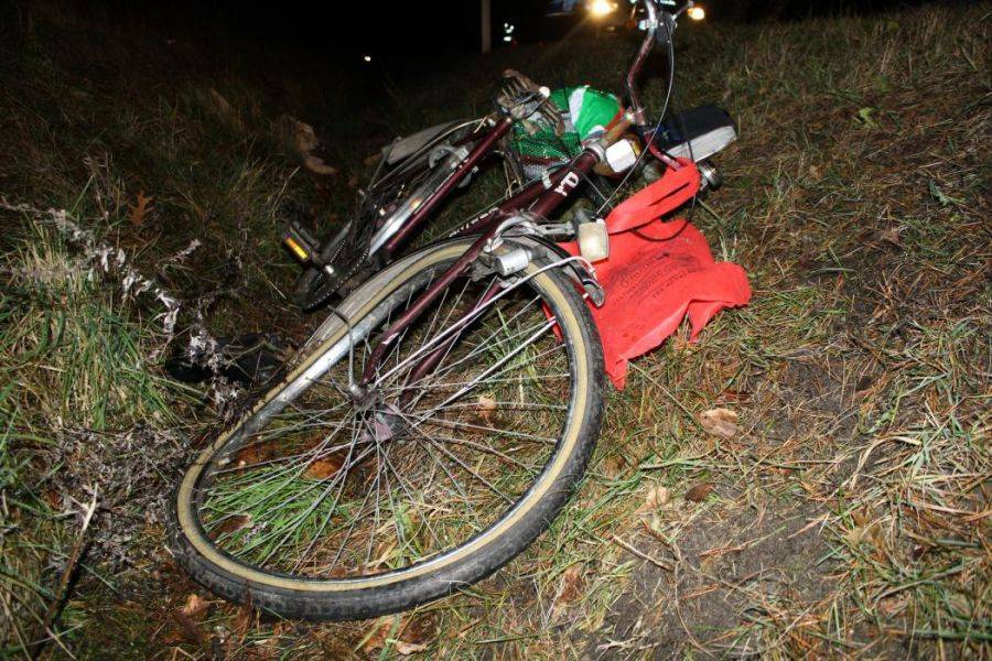 Wypadek z „nieoświetlonym” rowerzystą