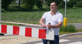 Obwodnica Kupisk wciąż zamknięta. Poseł Krajewski przygotował wstążkę i nożyczki dla władz województwa [VIDEO i FOTO] 