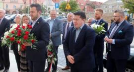 Władze na kwarantannie? Będą badania