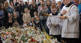 Liczba wiernych w kościołach. Jest apel do proboszczów!