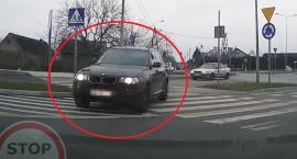 Na skróty przez pasy! Kierowca BMW na łomżyńskich tablicach został nagrany [VIDEO]