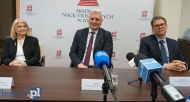 PWSIiP w Łomży zmieniła logo i nazwę [VIDEO]