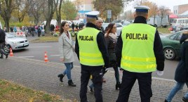 Łomża: Od piątku zmiany w organizacji ruchu przy cmentarzach