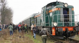 Kolej w naszym mieście - czy to możliwe? Relacja z przejazdu pociągiem na trasie Łomża - Śniadowo [VIDEO i FOTO]