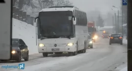 Ciężkie warunki na drogach! Zablokowany wjazd do Łomży!