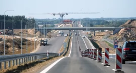 Pierwsza jezdnia obwodnicy Łomży gotowa! Jechaliśmy nowym mostem na Narwi [VIDEO i FOTO]