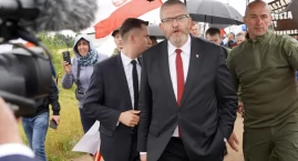 Łomżyńska prokuratura bada sprawę Grzegorza Brauna w Jedwabnem. IPN wszczyna śledztwo!