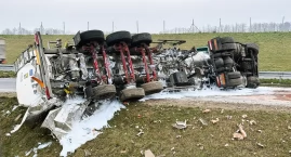 Paraliż na S61. Wypadek cysterny pod Łomżą [VIDEO i FOTO]