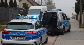 Pijany klient ukradł dostawczaka kurierowi i wyruszył w 