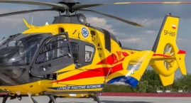 Wypadek pod Męczkami. Śmigłowiec LPR zabrał nieprzytomnego kierowcę