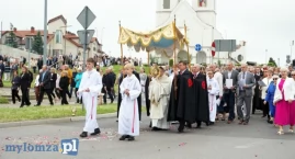 Procesja Bożego Ciała w parafii pw. Krzyża Świętego &hellip;