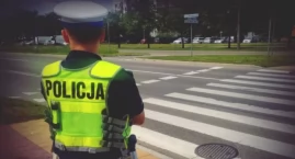 Przez Łomżę na Mazury. Turystom bardzo się śpieszy. &hellip;