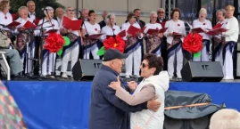 Seniorada Plus. Deszcz na Starym Rynku niestraszny ł&hellip;