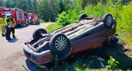 Stanisławowo: Nissan z trzema kobietami dachował prz&hellip;