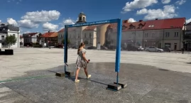 Tu ochłodzisz się w upale! Kurtyna wodna na Starym R&hellip;