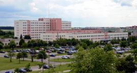 Koronawirus: Dwóch Litwinów z wypadku trafiło na oddział zakaźny łomżyńskiego szpitala