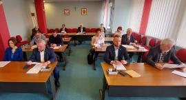Radni przyjęli stanowisko ws. przekształcenia łomżyńskiego szpitala [FOTO i VIDEO]