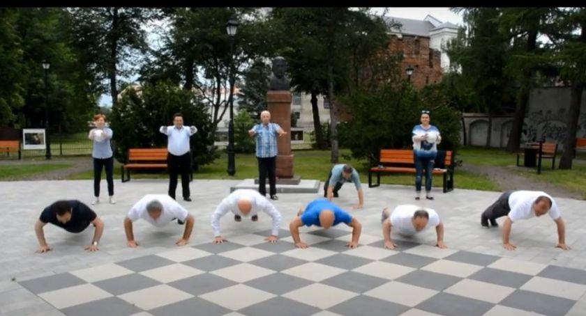 Radni Rady Miejskiej, firma Drogi i Mosty oraz Dom Polonii - #GASZYNCHALLENGE dla Tosi!