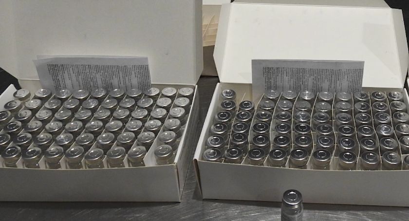 Niebezpieczne farmaceutyki – KAS ostrzega