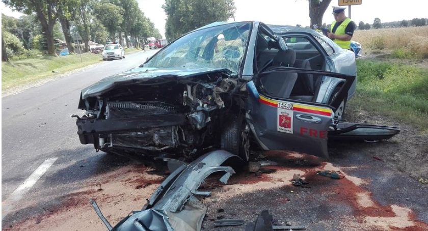 Czołowe zderzenie w Gzowie – szczegóły wypadku