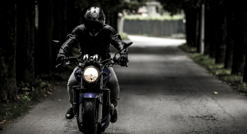 Sezon motocyklowy trwa – Policja prosi o rozwagę