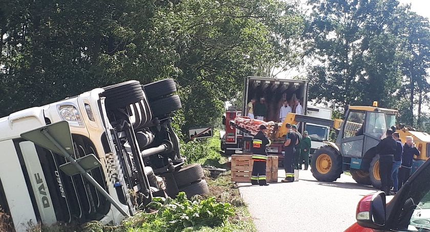 Wypadek w Bulkowie Starym – droga częściowo zablokowana