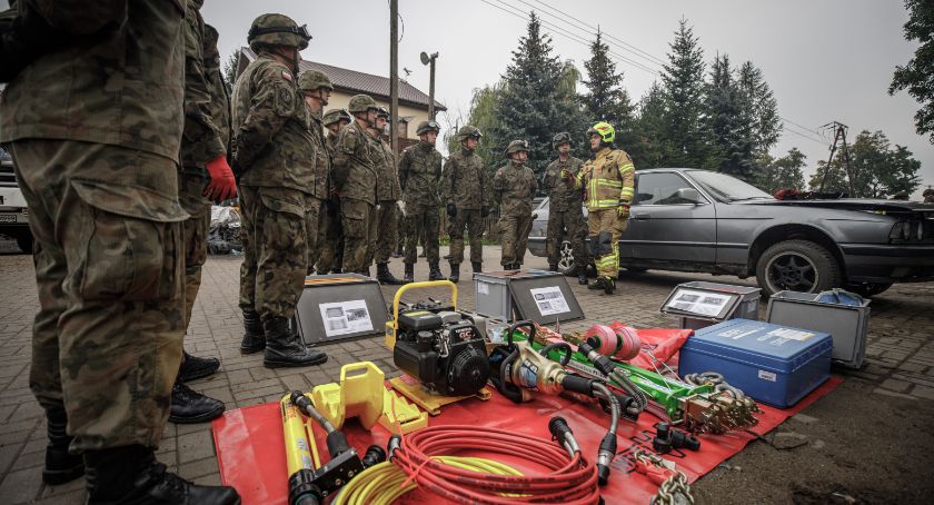 Żołnierze WOT szkolą się z ratownictwa technicznego