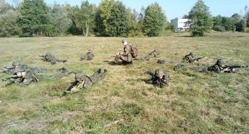 Szkolenie taktyczne uczniów klas mundurowych