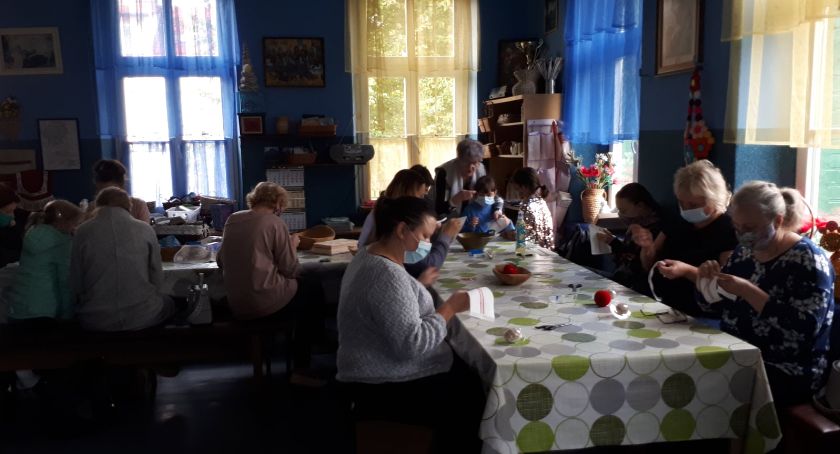 „Rękodzieło Puszczy Białej” – warsztaty w kuźni