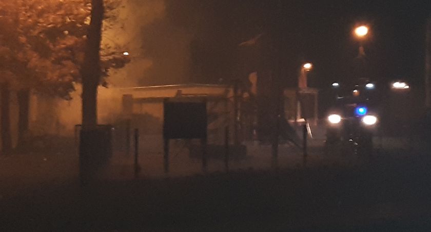 Pożar śmietnika przy blokach poniemieckich