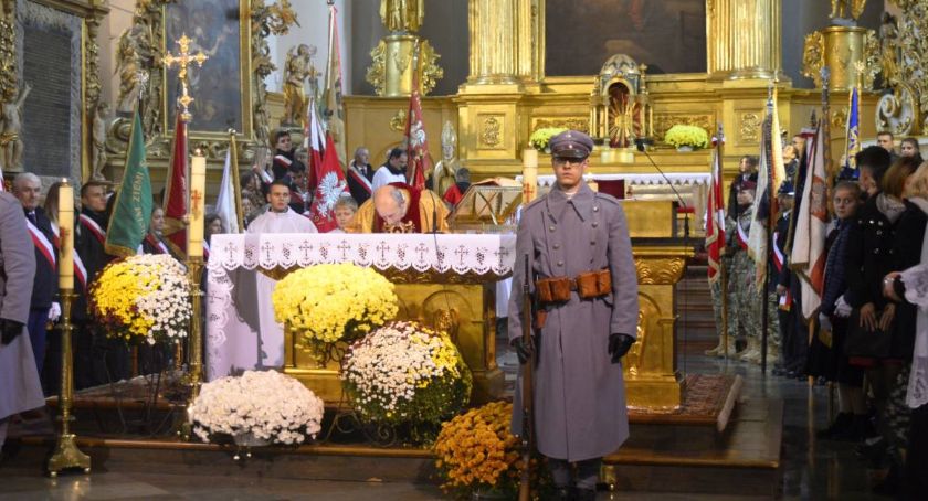 Msza Święta za Ojczyznę online o godz. 12