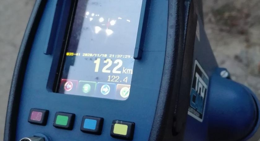 Kolejne zatrzymane prawo jazdy za rażące przekroczenie prędkości