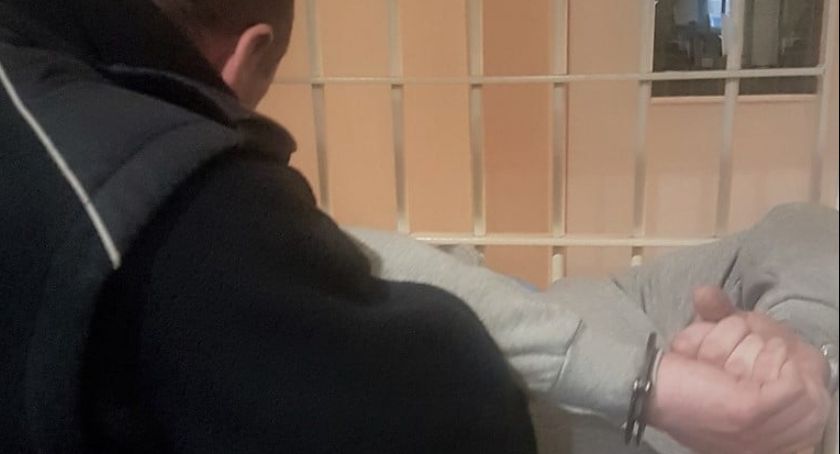 Areszt i 6 zarzutów dla zatrzymanego w pościgu