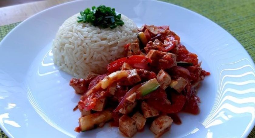 RukOlka gotuje -tofu z warzywami