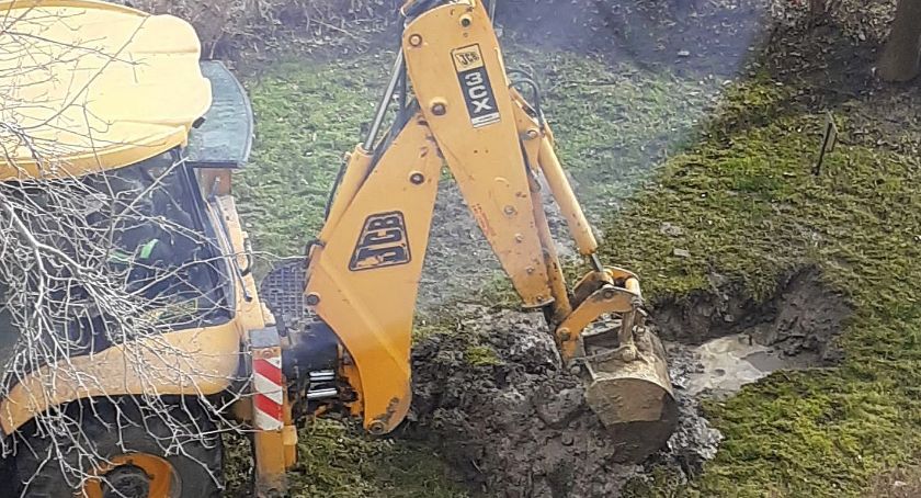 Awaria sieci wodociągowej na Os. Tysiąclecia