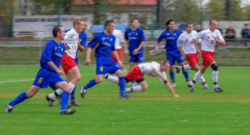 Lider się nie spisał - Nadnarwianka remisuje z Nadarzynem