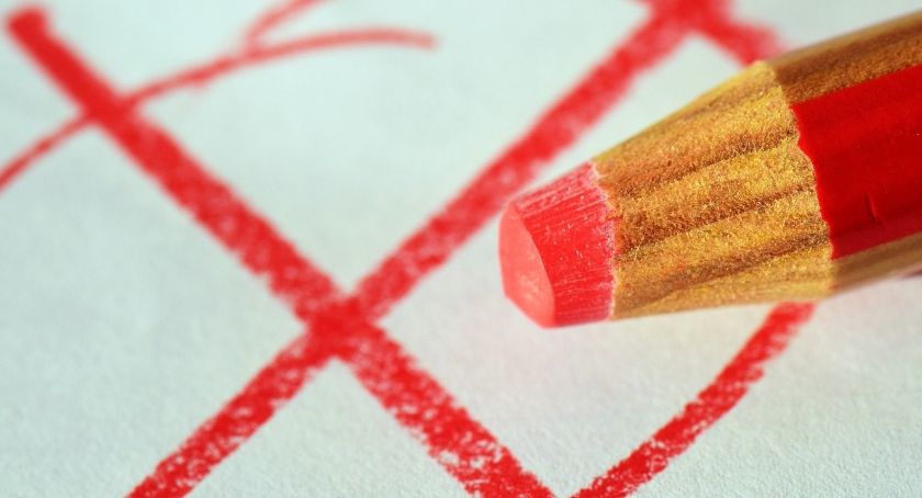 Sposób na szybsze szczepienia – wybory. Zróbmy tak w Pułtusku!