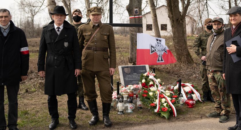 Uroczystość upamiętnienia Żołnierzy Wyklętych w Szyszkach