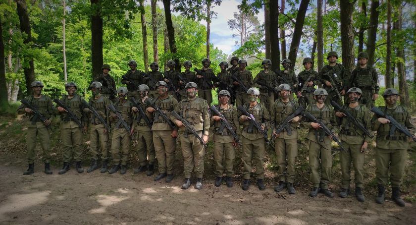 Mazowieccy terytorialsi szkolą kadetów Oddziału Przygotowania Wojskowego