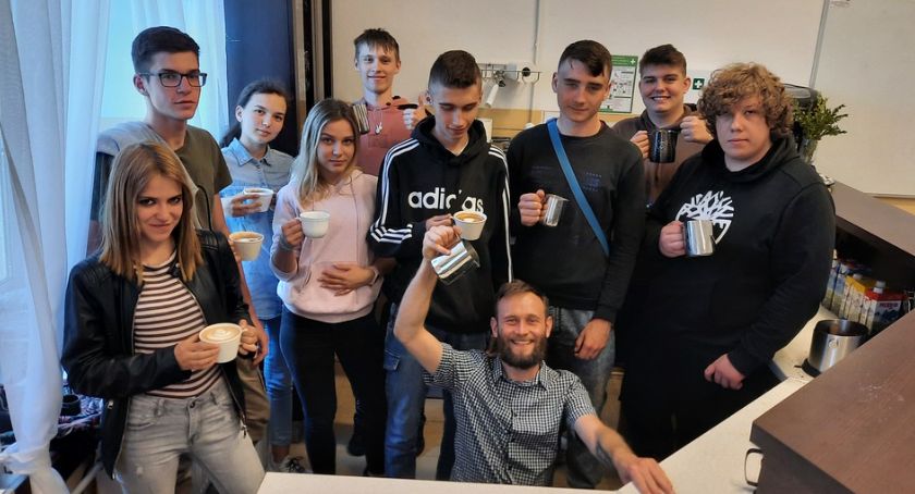 Barista skills + latte art skills – szkolenie uczniów Prusa
