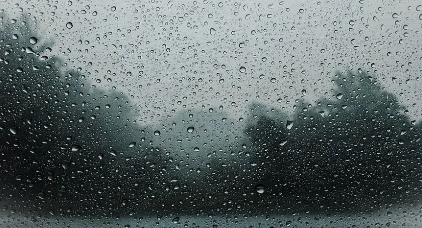 Zapowiadają silne opady deszczu i burze