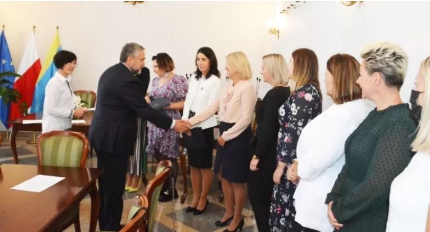 Burmistrz wręczył nominację i awanse