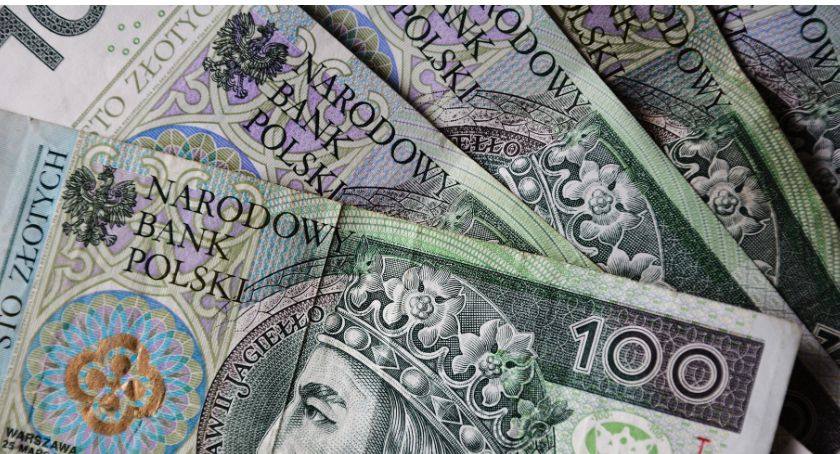 Jesienią trzeba przedłużyć rentę rodzinną