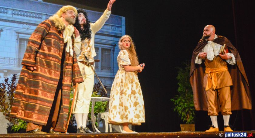 VII PTA-K: „Parady” grupy teatralnej „Ostatni dzwonek”
