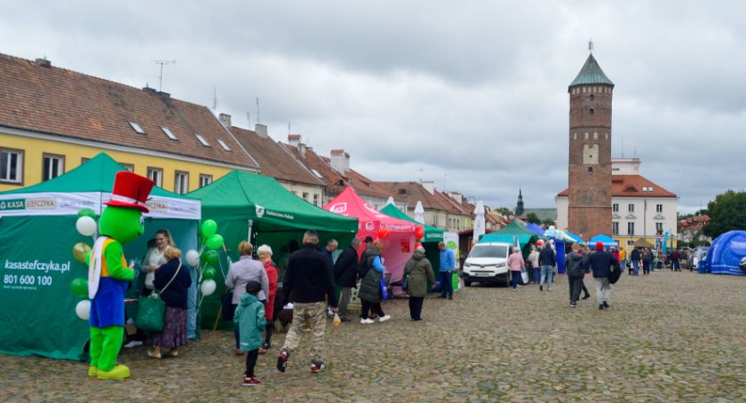 XXIV DNI PATRONA: Stoiska na pułtuskim rynku