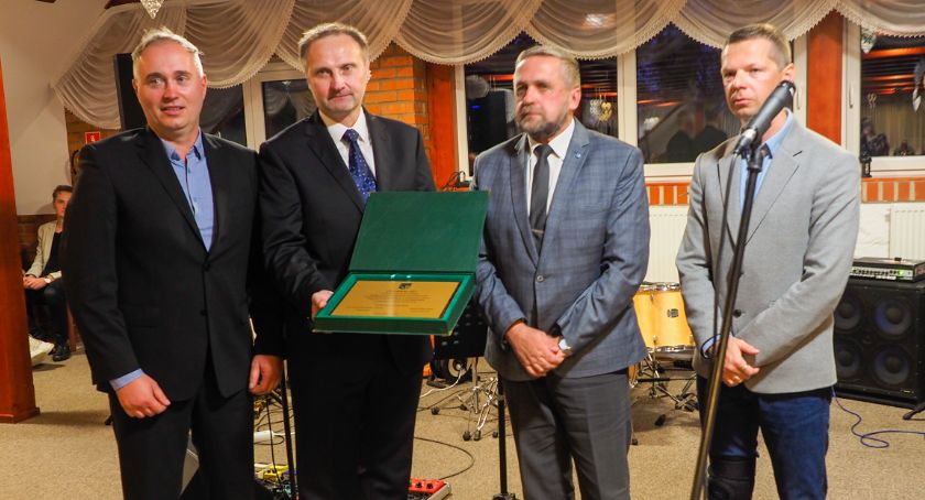 W sobotę odznaczono zasłużonych dla Nadnarwianki - uroczysta Gala z okazji 100-lecia Klubu