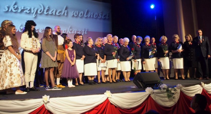 „Na skrzydłach wolności” - koncert w MCKiS z okazji Dnia Niepodległości 