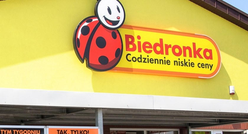 Okradli jedną z pułtuskich Biedronek